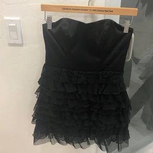 Express sweetheart neck strapless dress